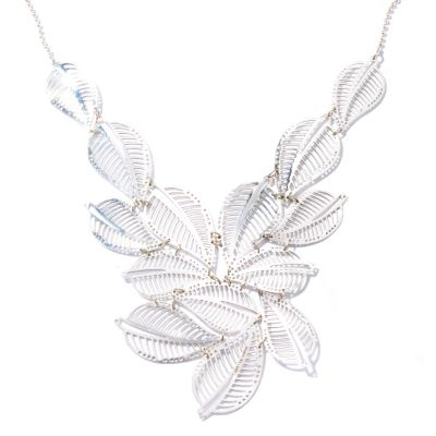 SS 18" POLISHED "V" SHAPE LEAF CLUSTER NECKLACE