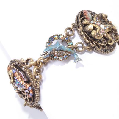Clasp