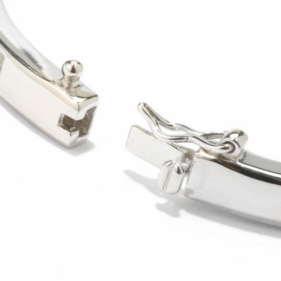 Clasp