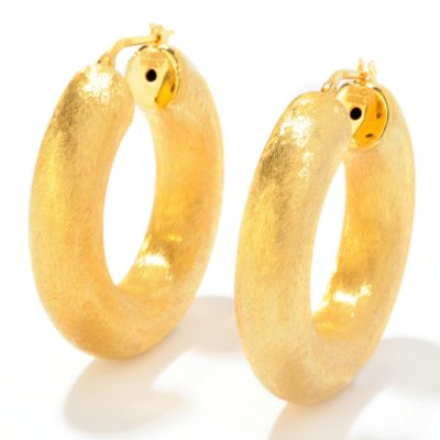 GOLD EMBRACED