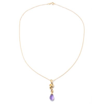Pendant w/ Chain
