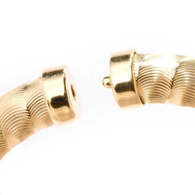 Clasp