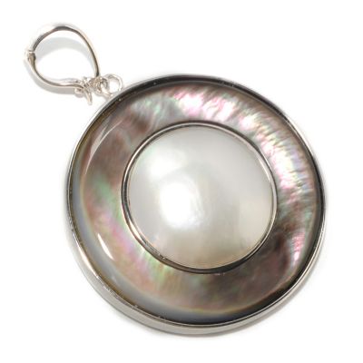 SS 24MM WHITE MABE PEARL & BLACK MOP ENHACNER