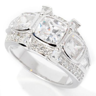 BLTA SS/PLAT THREE STONE BEZEL SET CUSHION S & FANCY CUT RING