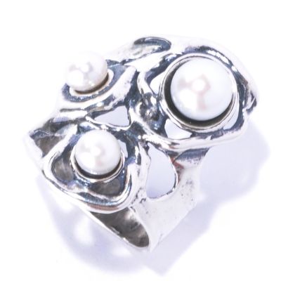 SS 3 FRESHWATER PEARL RING