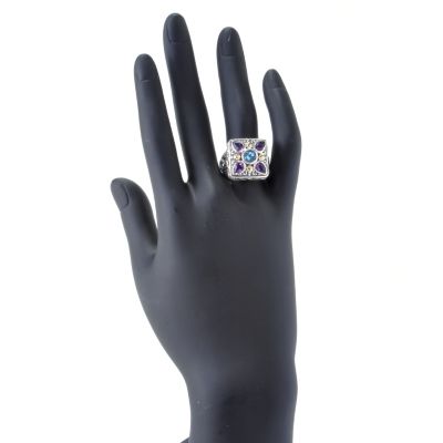 Hand