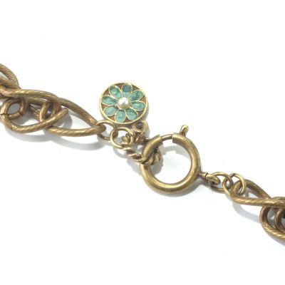 Clasp