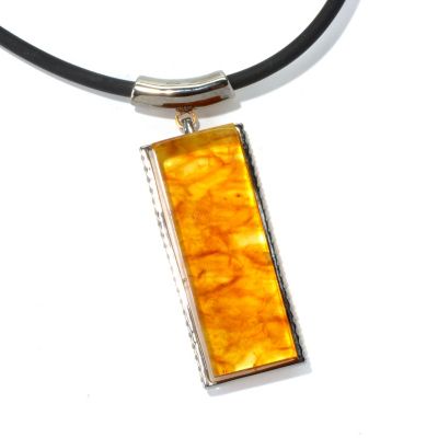 130-529 - Men's en Vogue II 45 x 16mm Baltic Amber & Black Spinel Pendant w/ Cord 