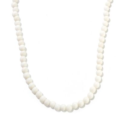 WHITE AGATE
