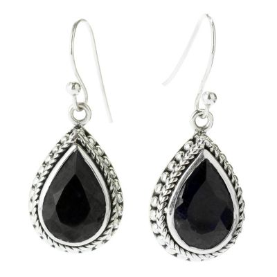 BLACK SAPPHIRE