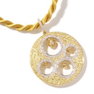 133-783 - SoHo Boutique 18K Gold Diamond & Sapphire Round Pendant w/ Chain