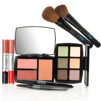 305-174 - Skinn Cosmetics Eight-Piece "An Affair to Remember" Collection