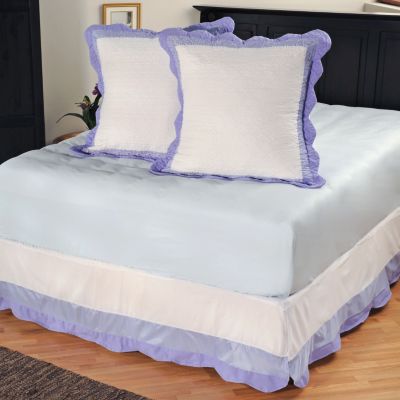 NORTH SHORE COLLECTIBLE QUILTS "MISTY VINE" EURO SHAM PAIR AND BEDSKIRT