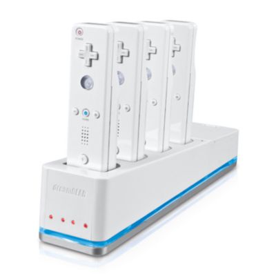 413-638 - Nintendo Wii Quad Dock Plus Accessory w/ Battery Packs