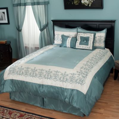 Aqua/Ivory