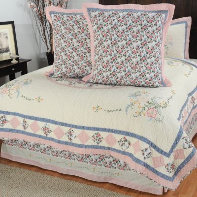 430-322 - North Shore&trade; Collectible Quilts ''Josie'' Euro Sham Pair & Bed Skirt Set 