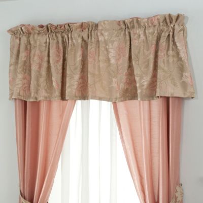 "Legacy Rose" Valance