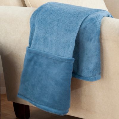 Soft & Cozy Foot Pocket Throw