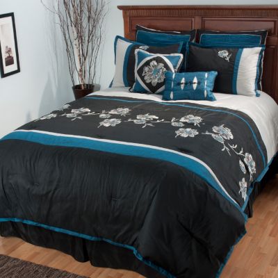 434-945 - North Shore Linens&trade; "Isabella" Eight-Piece Bedding Ensemble