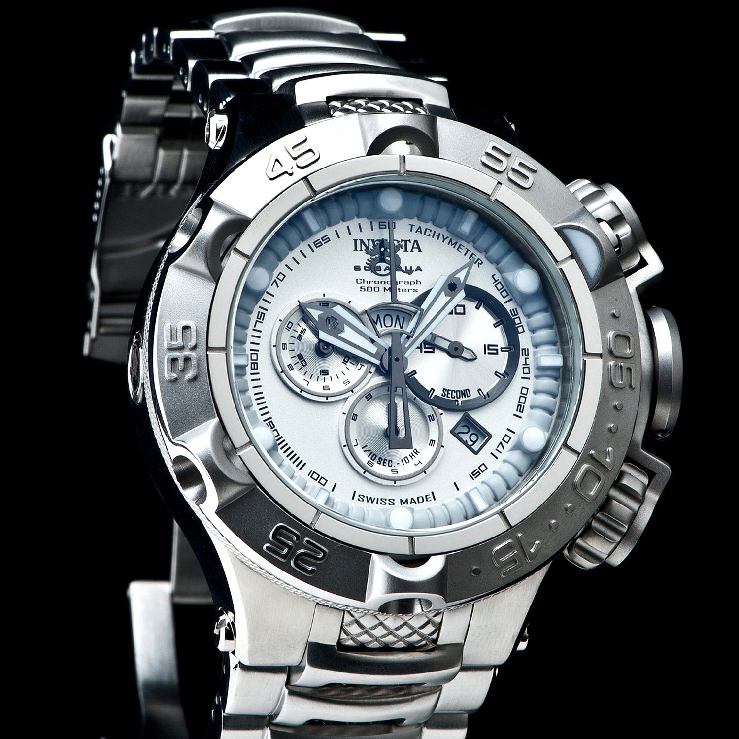 Herculodge: Invicta Subaqua V Looks Expensive and It Is