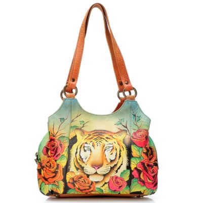 TIGER IN LOVE