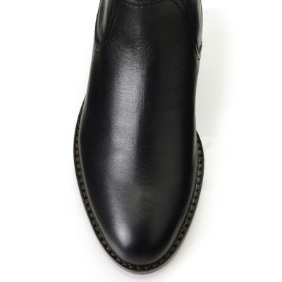 Toe