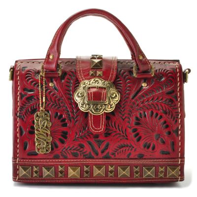 DISTRESSED RED