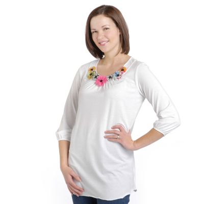 Bestow Slimming Apparel Floral Appliqué 3/4 Sleeve Tunic