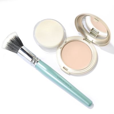 Senna Moist Matte Foundation w/ Brush