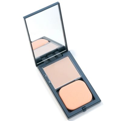 Beauty Addicts Face2FACE Compact Foundation