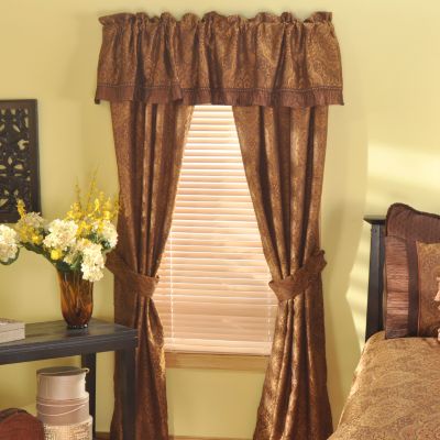 Grand Suites "Topaz" Five-Piece Window Drapery Set