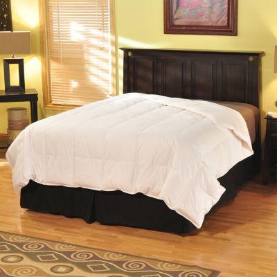 G13429 - Dream Oaks ''Windsor'' 300TC Cotton Baffle Box White Down Comforter
