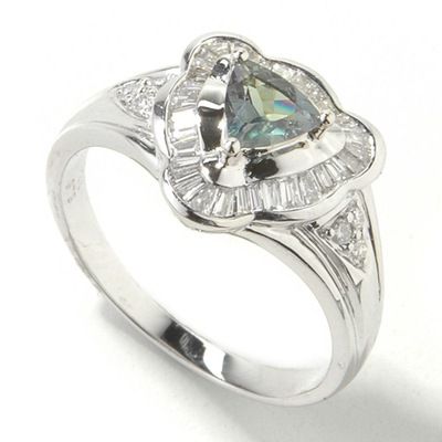 14K White Gold Alexandrite & Diamond Ring