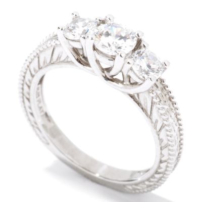 Platinum 1.00ct Round Cut Brilliante Three-Stone Ring