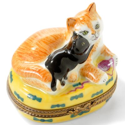 Mother Cat w/ Baby Handcrafted Limoges Porcelain Decorative Box