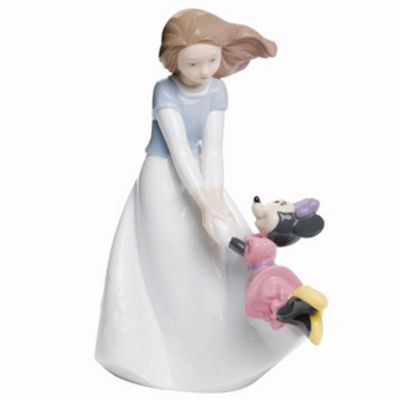 Nao by Lladro "Friends with Minnie" Handmade Porcelain Figurine