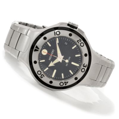 Movado Men's 800 Series Swiss Made Quartz Stainless Steel Bracelet Watch
